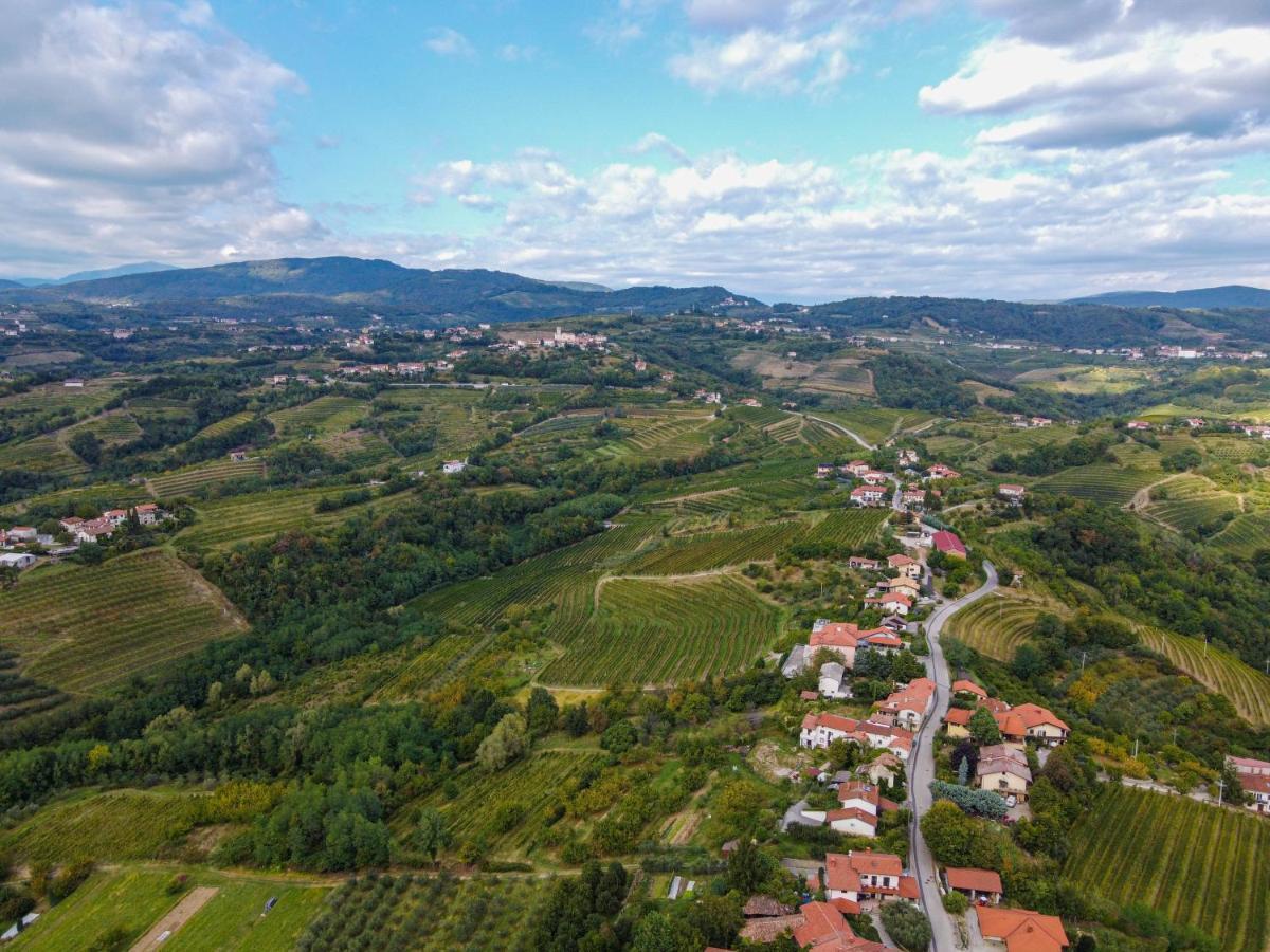 Apartma Tri Oljke Dobrovo Exterior foto